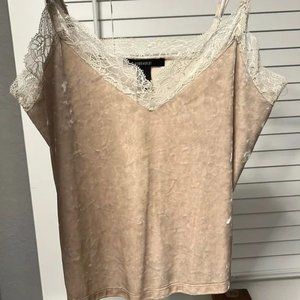 Women's blouse